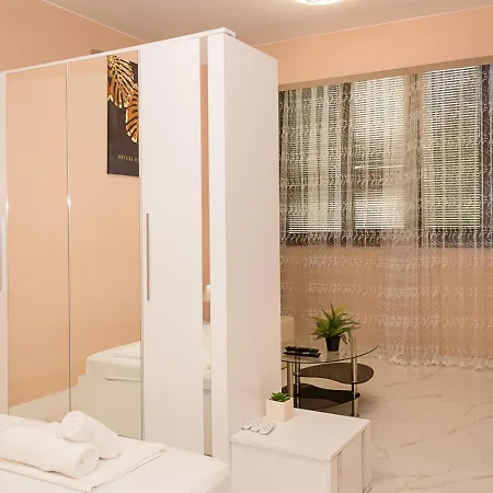 Comfy 1-bedroom In Chayka Neighbourhood By Flat Mаnаger Apartment *